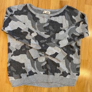 Hollister Grey Camo Slouchy Sweater
